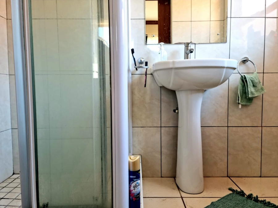 4 Bedroom Property for Sale in Roylglen Gardens Northern Cape